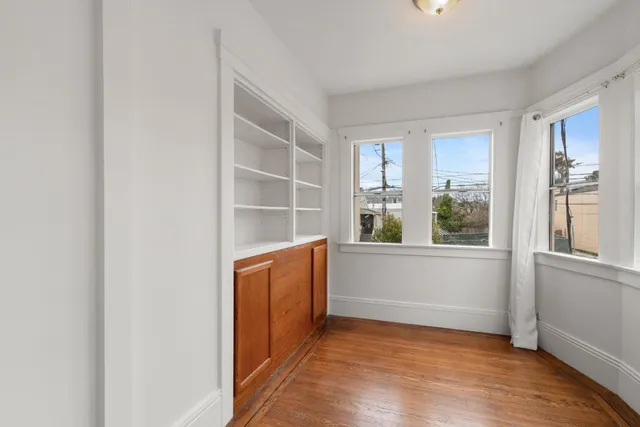 $1,049,000 | 187 Lee Avenue, San Francisco, CA 94112