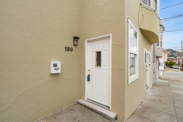 $1,049,000 | 187 Lee Avenue, San Francisco, CA 94112