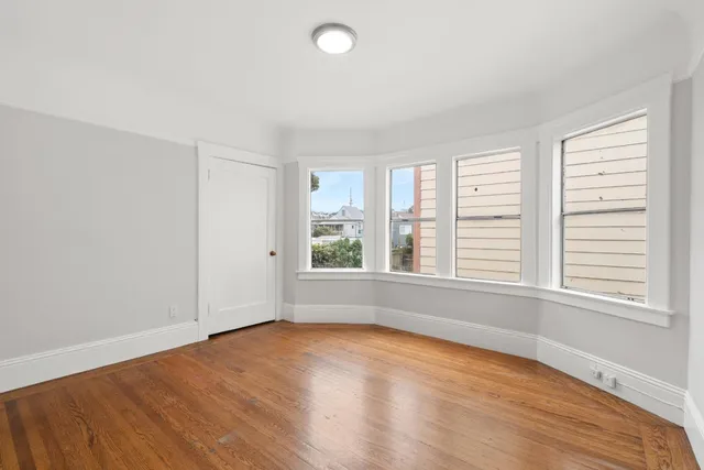 $1,049,000 | 187 Lee Avenue, San Francisco, CA 94112