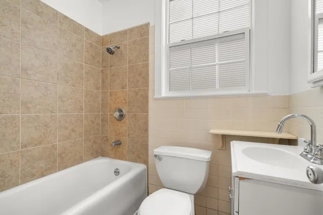 $1,049,000 | 187 Lee Avenue, San Francisco, CA 94112