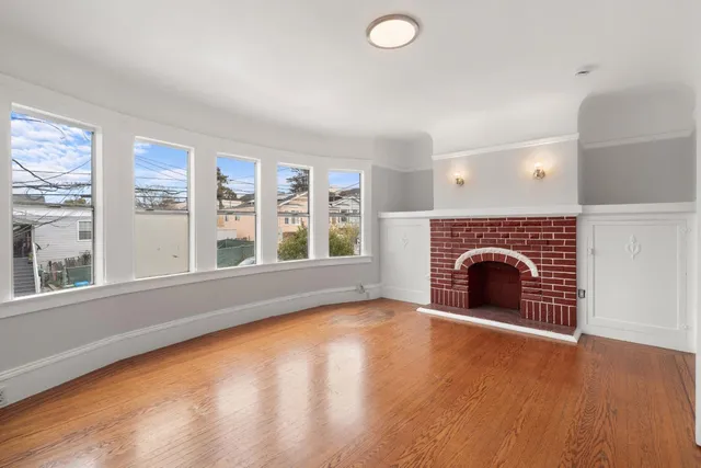 $1,049,000 | 187 Lee Avenue, San Francisco, CA 94112