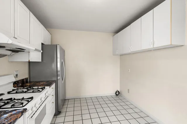 $1,049,000 | 187 Lee Avenue, San Francisco, CA 94112