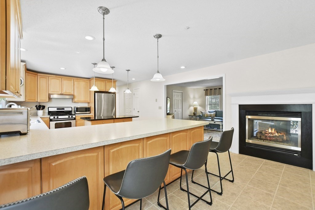 33 Colonial Farm Road Haverhill, MA 01832 - Photo 12 of 38 Gallery Image 12