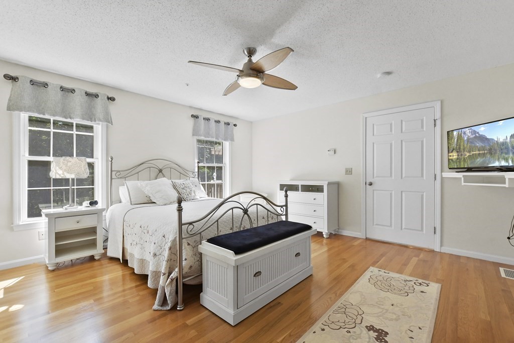 33 Colonial Farm Road Haverhill, MA 01832 - Photo 17 of 38 Gallery Image 17