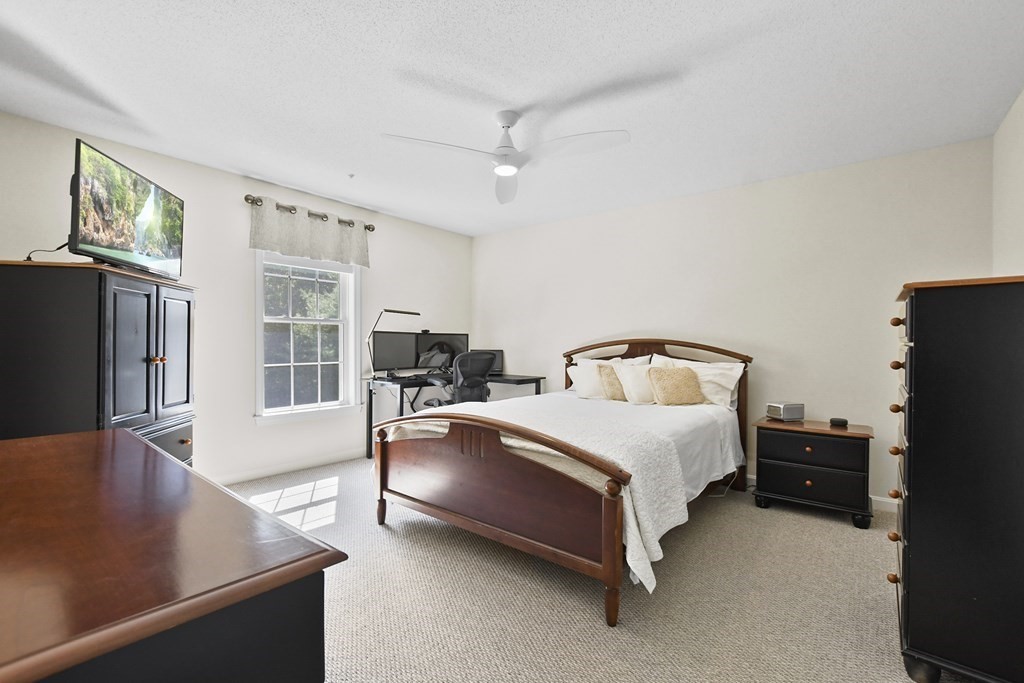 33 Colonial Farm Road Haverhill, MA 01832 - Photo 21 of 38 Gallery Image 21
