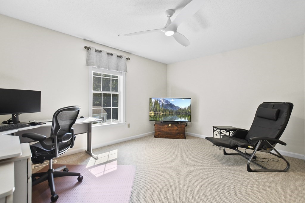 33 Colonial Farm Road Haverhill, MA 01832 - Photo 23 of 38 Gallery Image 23