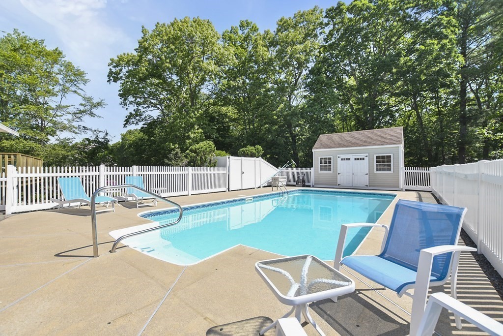 33 Colonial Farm Road Haverhill, MA 01832 - Photo 29 of 38 Gallery Image 29