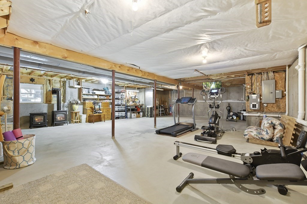 33 Colonial Farm Road Haverhill, MA 01832 - Photo 31 of 38 Gallery Image 31