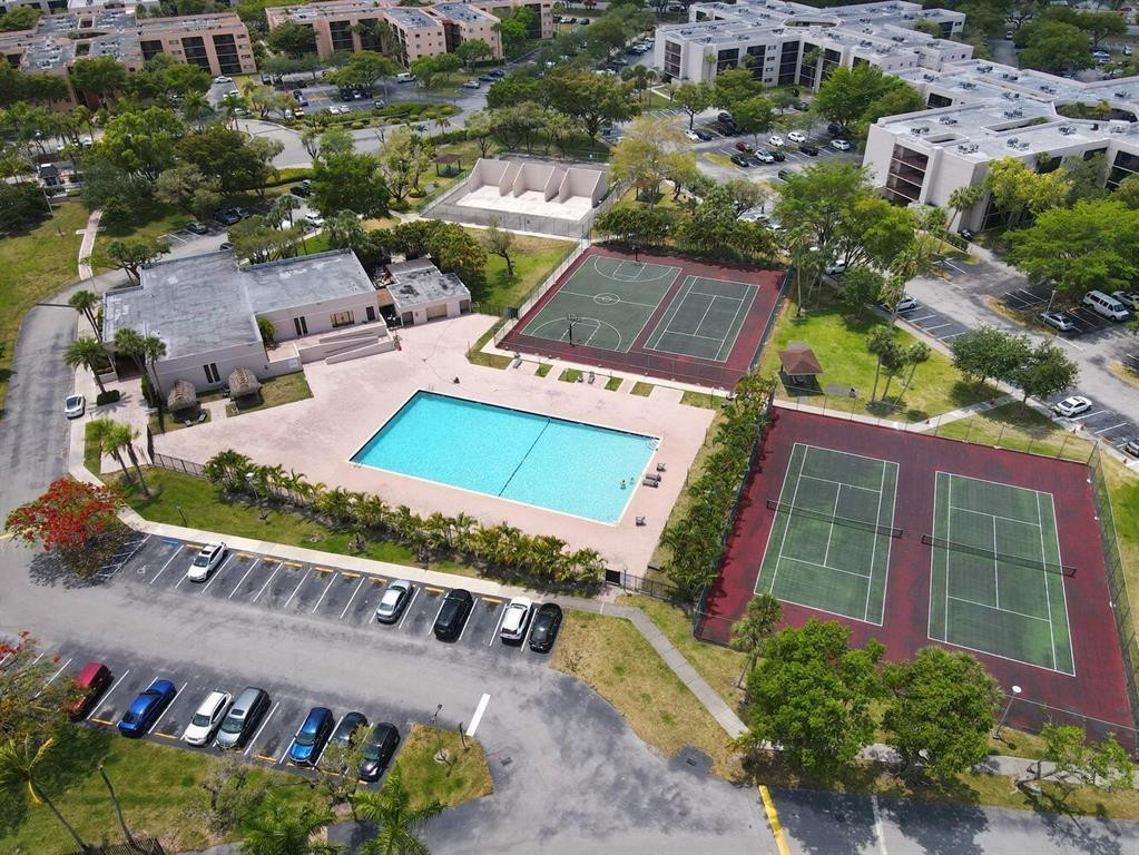 8700 Southwest 133rd Avenue Road, Unit 404 Miami, FL 33183 - Photo 9 of 15 Photo 9