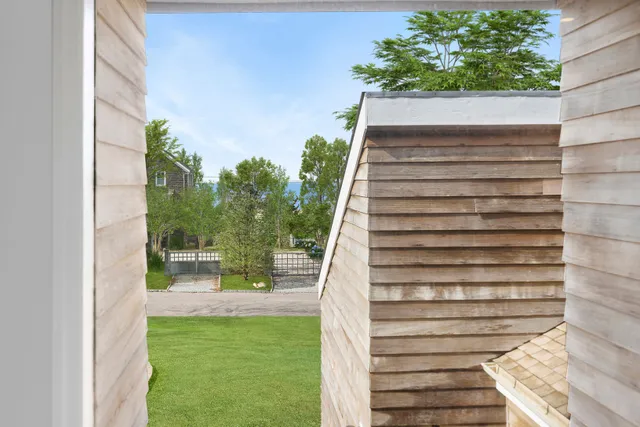 $50,000 | 111 Runnymede Drive, East Hampton, NY 11937