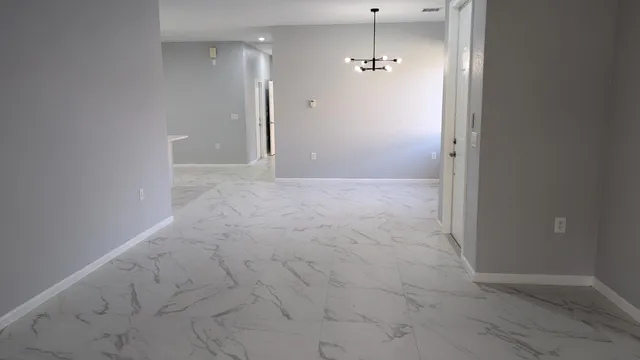 $2,450 | 826 Middleton Drive Southwest, Vero Beach, FL 32962