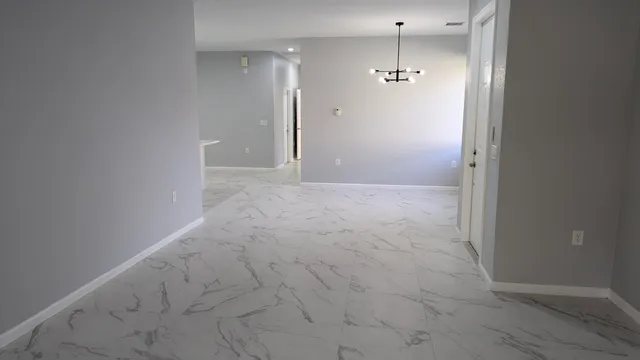 $2,450 | 826 Middleton Drive Southwest, Vero Beach, FL 32962