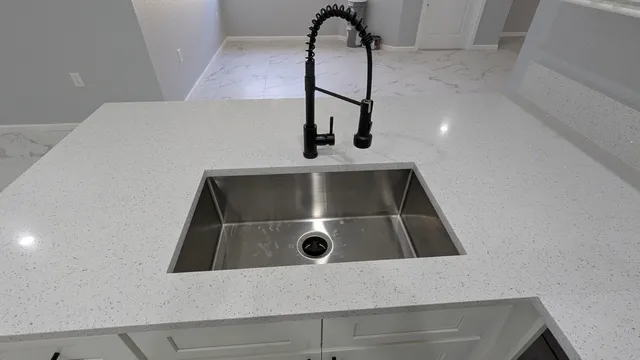 $2,450 | 826 Middleton Drive Southwest, Vero Beach, FL 32962