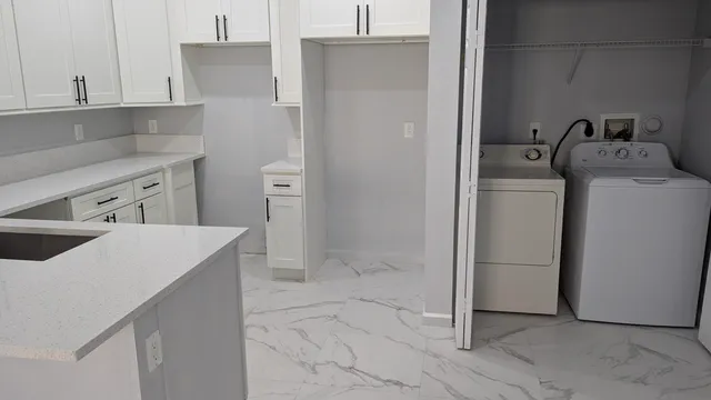 $2,450 | 826 Middleton Drive Southwest, Vero Beach, FL 32962