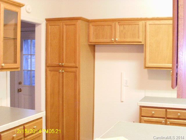 9534 Anne Taylor Road York, SC 29745 - Photo 3 of 6 Gallery Image 3