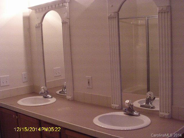 9534 Anne Taylor Road York, SC 29745 - Photo 4 of 6 Gallery Image 4