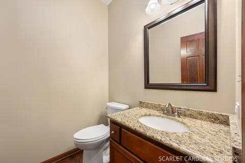 $570,000 | 609 Spruce Court, Oswego, IL 60543