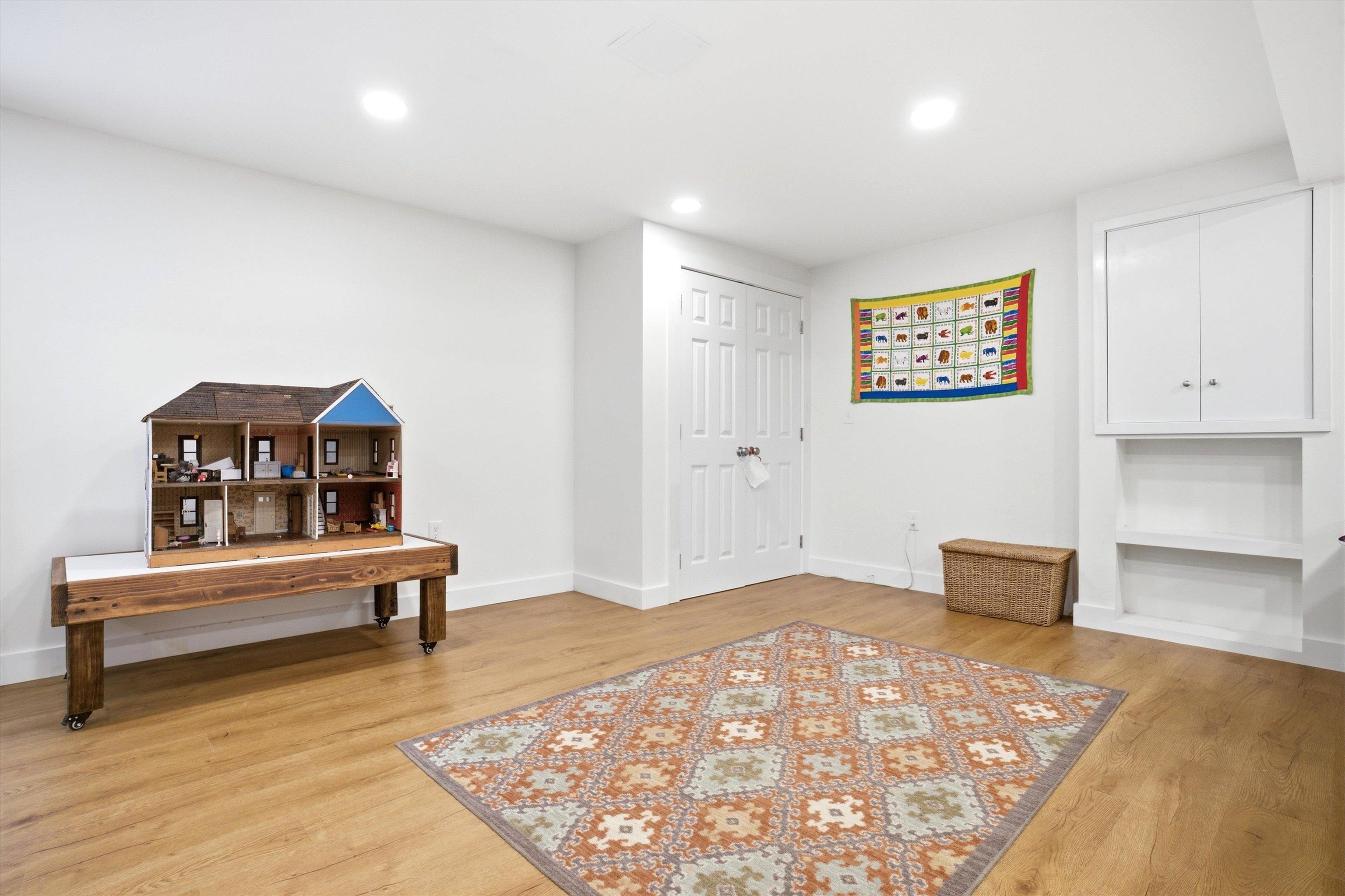 127 A Green Road Raymond, NH 03077 - Photo 27 of 56 Gallery Image 27