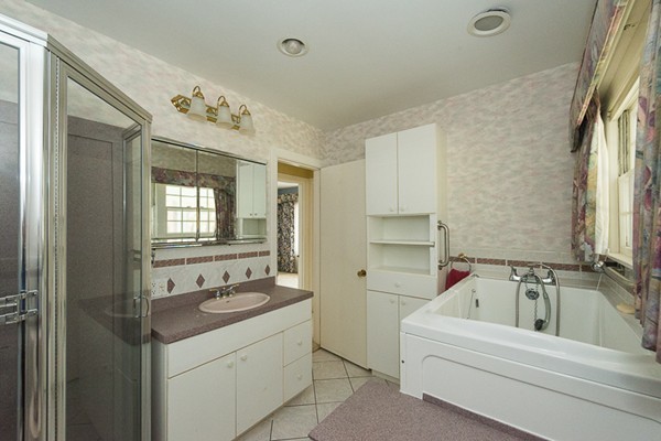 155 Concord Road Wayland, MA 01778 - Photo 12 of 14 Gallery Image 12