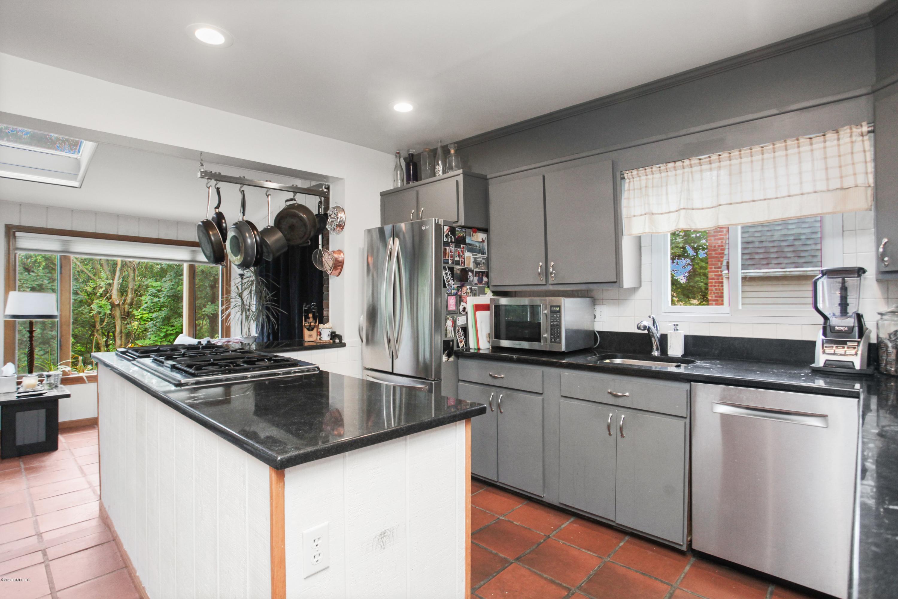 47 Sheep Hill Road Riverside, CT 06878 - Photo 3 of 30 Kitchen