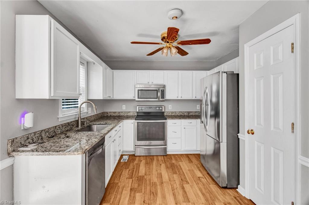 5161 Windsbury Ridge Road Clemmons, NC 27012 - Photo 13 of 36 Gallery Image 13