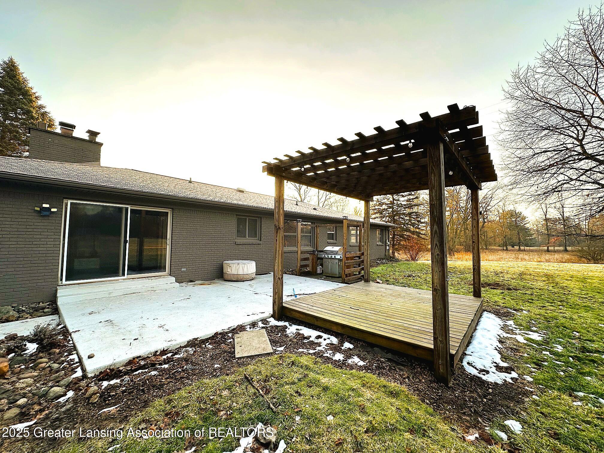 4765 Barton Road Williamston, MI 48895 - Photo 6 of 49 IMG_7104