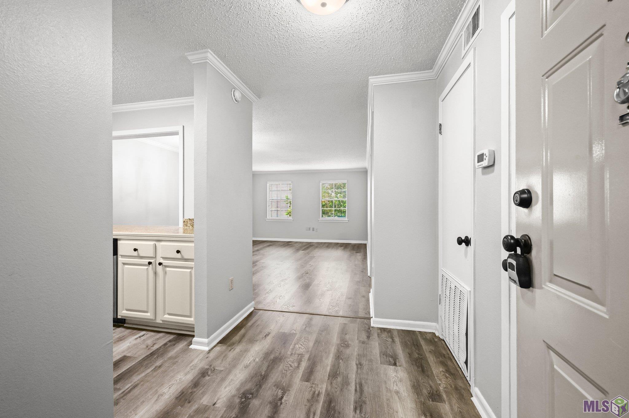 4735 Government Street, Unit 202 Baton Rouge, LA 70806 - Photo 3 of 16
