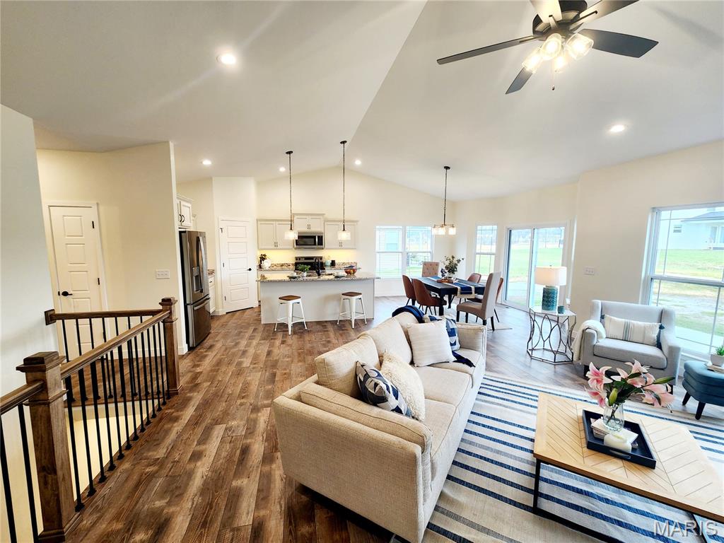 6821 Timberstone O'Fallon, IL 62269 - Photo 5 of 24