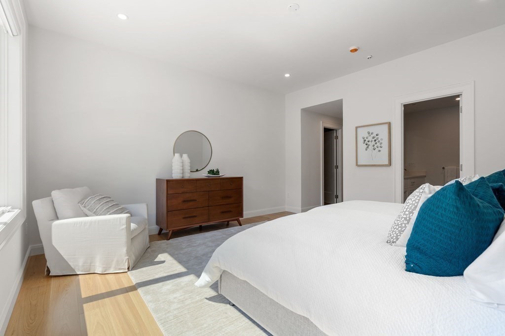 400 Hunnewell Street, Unit 101 Needham, MA 02494 - Photo 16 of 20