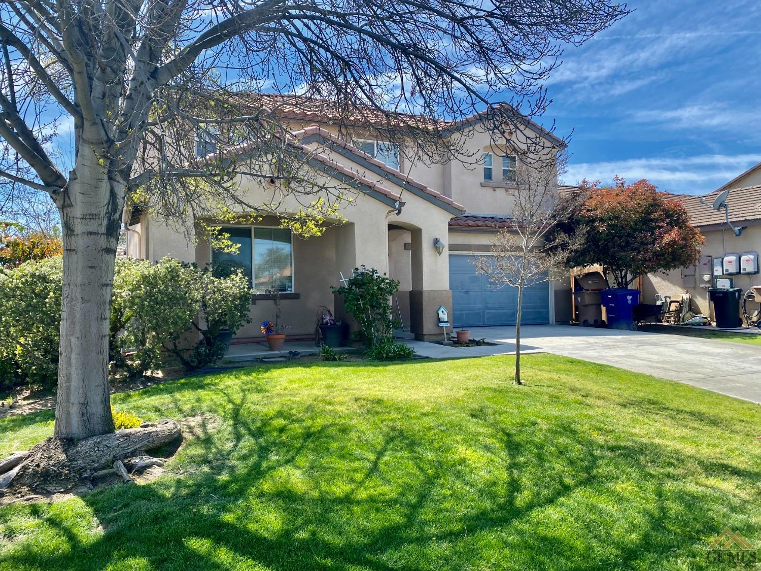 a view of a house with a swimming pool