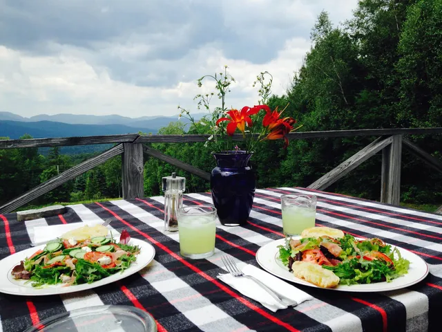 $975,000 | 1227 Roxbury Mountain Road, Warren, VT 05674