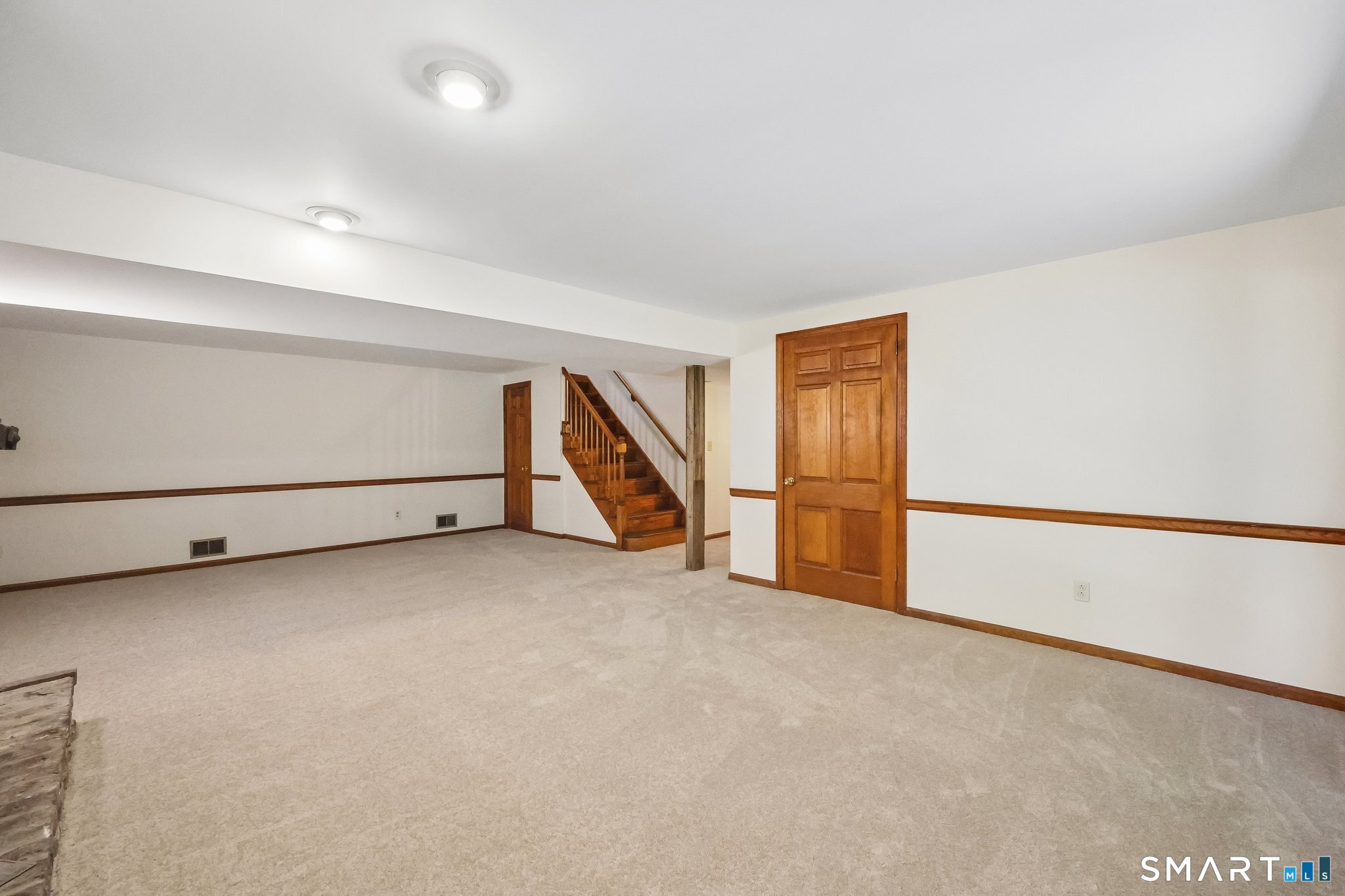 439 Brewster Road Bristol, CT 06010 - Photo 28 of 40