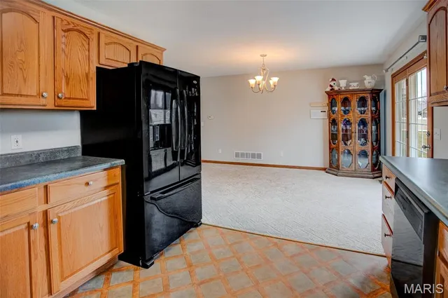 $240,000 | 612 Cross Winds Court, Jerseyville, IL 62052