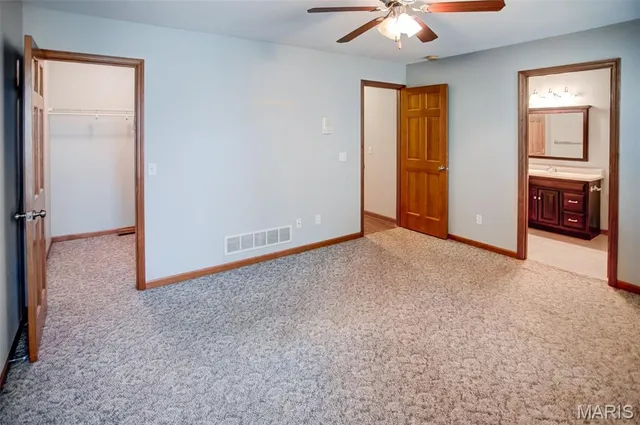 $240,000 | 612 Cross Winds Court, Jerseyville, IL 62052