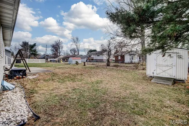 $240,000 | 612 Cross Winds Court, Jerseyville, IL 62052