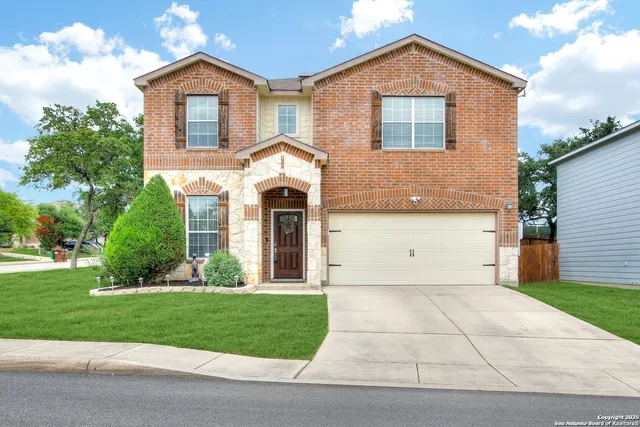 $2,350 | 27334 Lasso Bend, San Antonio, TX 78260