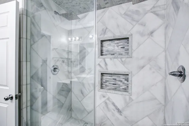 $2,350 | 27334 Lasso Bend, San Antonio, TX 78260