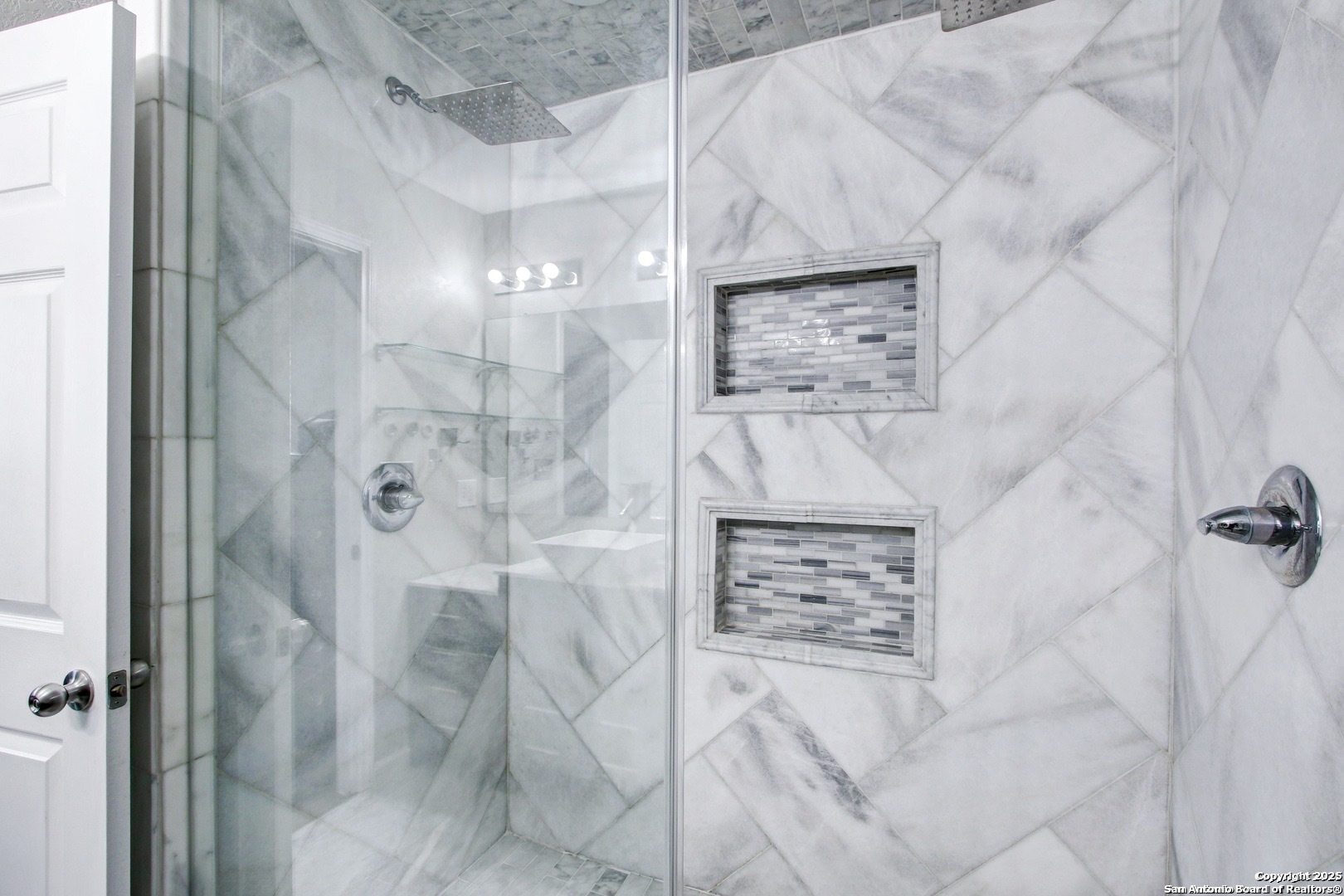 27334 Lasso Bend San Antonio, TX 78260 - Photo 21 of 34