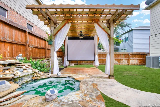 $2,350 | 27334 Lasso Bend, San Antonio, TX 78260