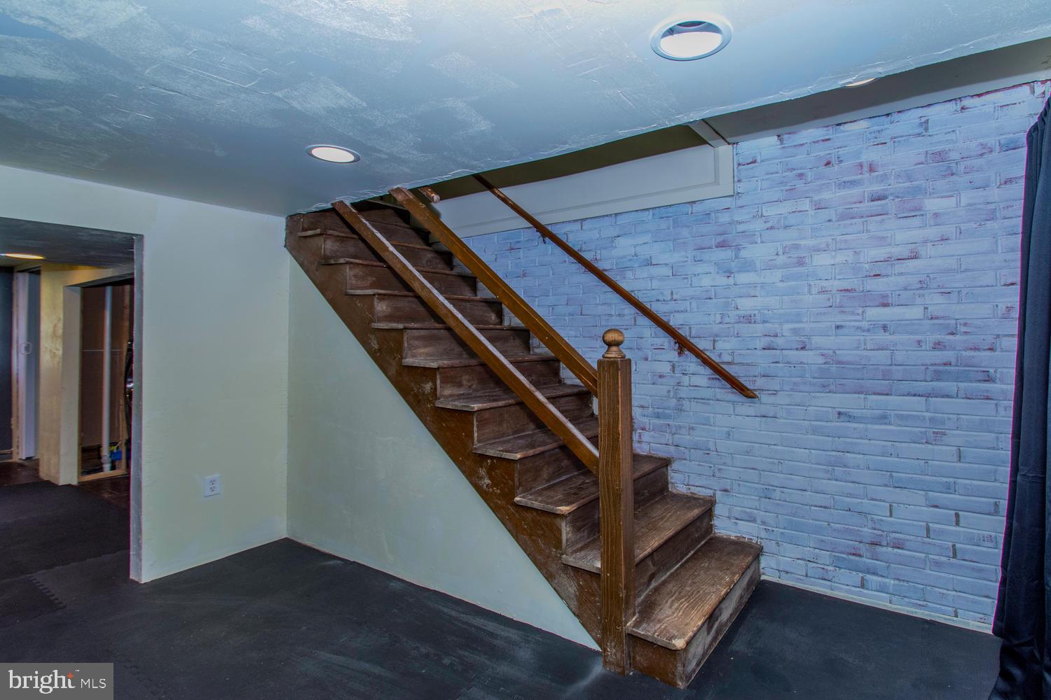 1066 Craftswood Road Catonsville, MD 21228 - Photo 22 of 37 Family Room Stairs