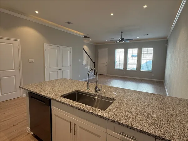 $1,999 | 15708 Strongbow Ter Drive, Atascocita, TX 77346
