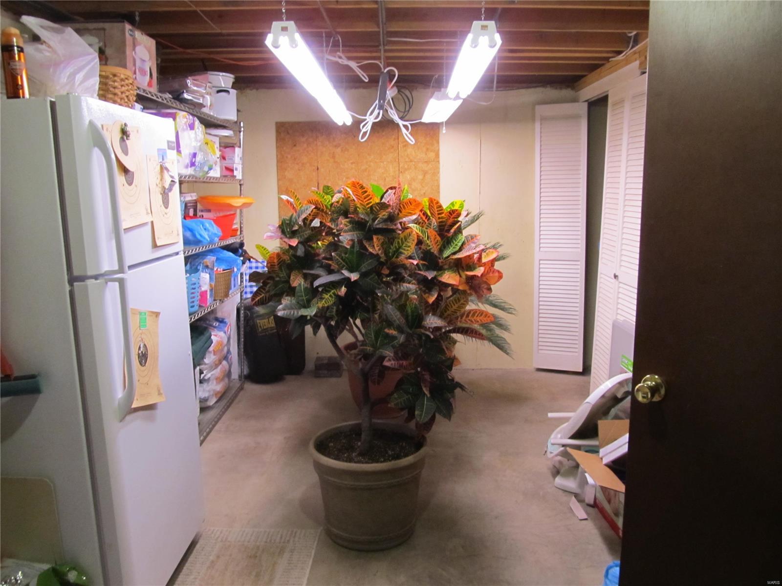 2420 Morrison Road Granite City, IL 62040 - Photo 21 of 22 Gallery Image 21