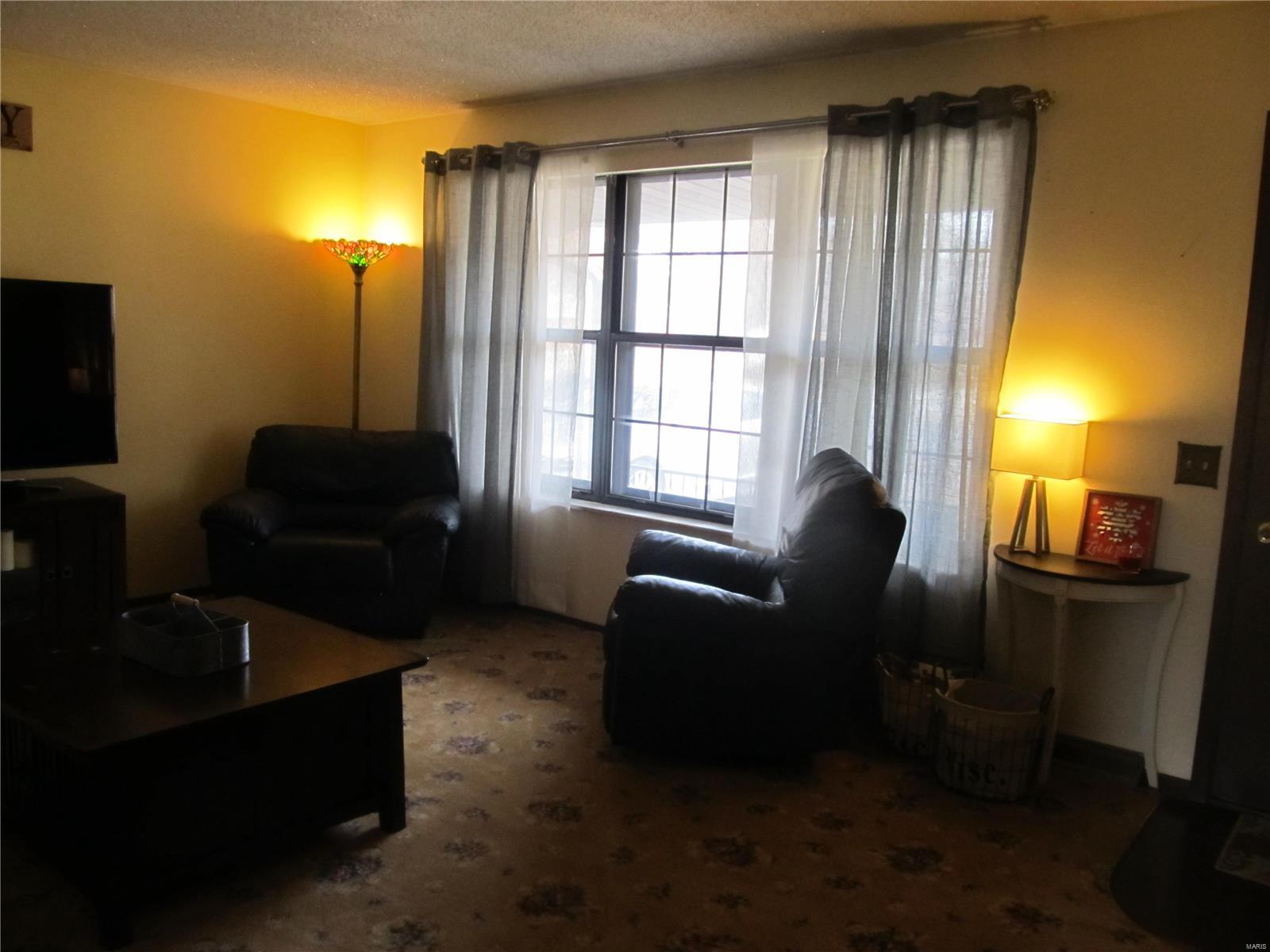 2420 Morrison Road Granite City, IL 62040 - Photo 4 of 22 Gallery Image 4