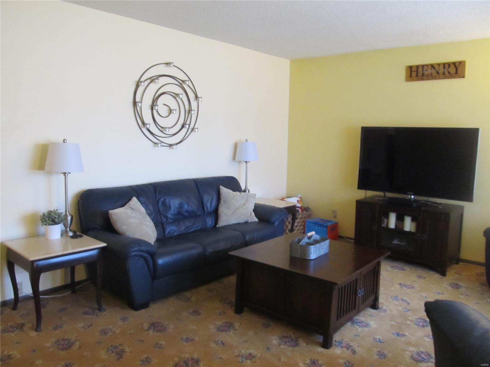 2420 Morrison Road Granite City, IL 62040 - Photo 5 of 22 Gallery Image 5