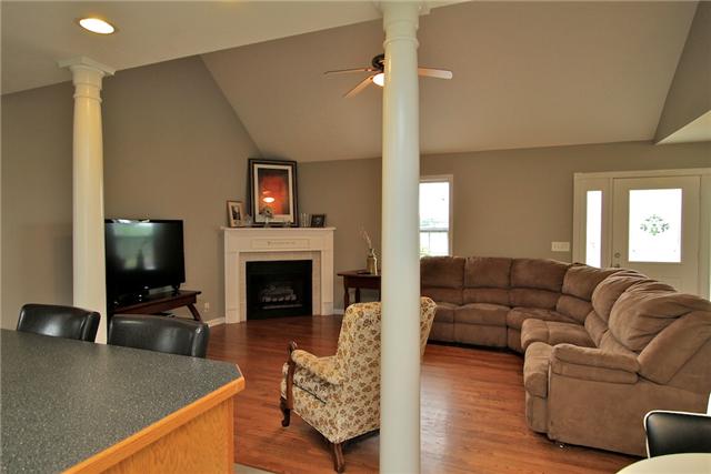 3582 Sweethome Road Ashland City, TN 37015 - Photo 8 of 18 Beautiful colums