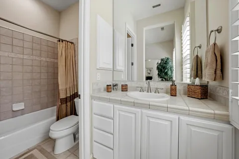$1,999,000 | 81185 Kingston Heath, La Quinta, CA 92253