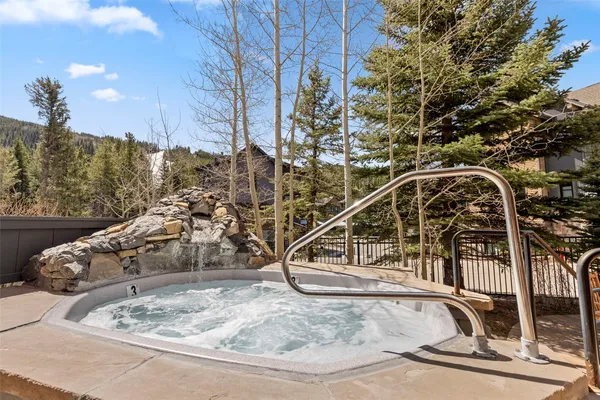 $1,095,000 | 129 River Run Road, Unit 8053, Keystone, CO 80435