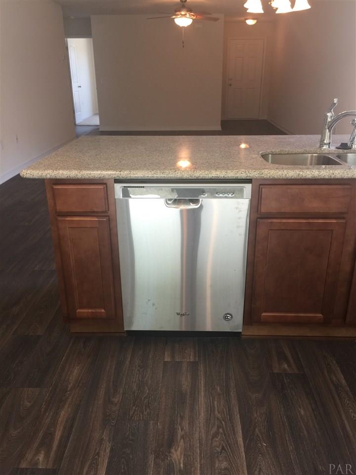 5813 Fairlands Road Milton, FL 32583 - Photo 10 of 32 Gallery Image 10