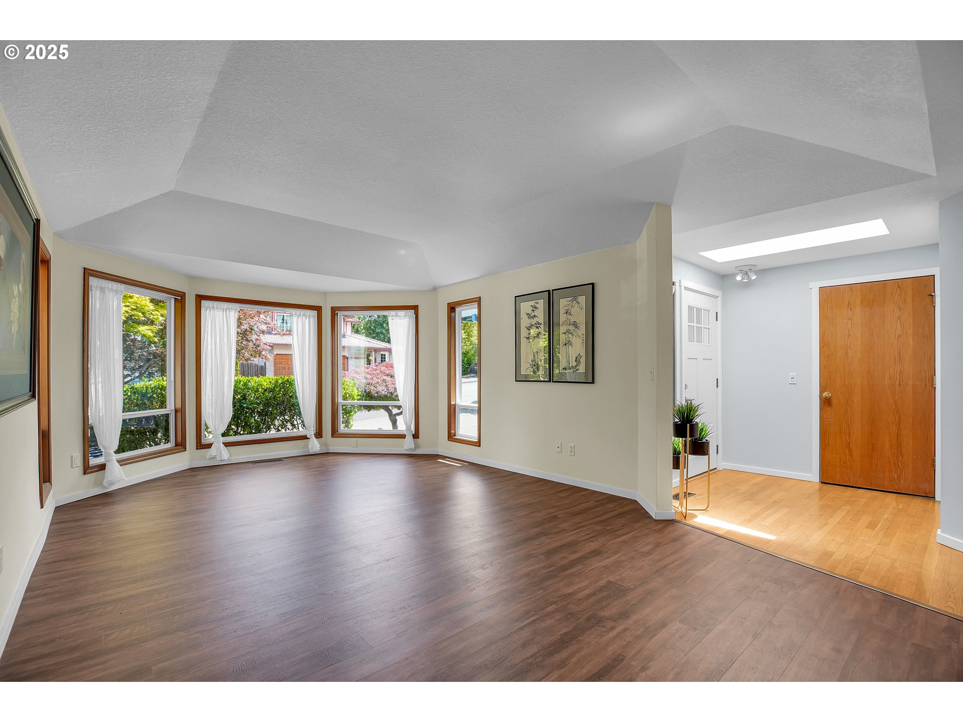 13284 Southwest Chelsea Loop Portland, OR 97223 - Photo 8 of 35 Gallery Image 8
