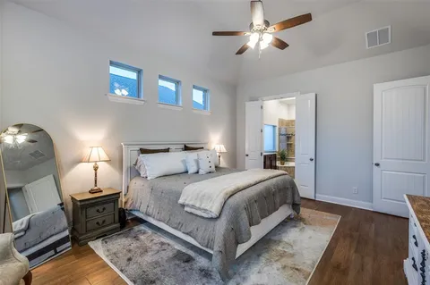 $425,000 | 641 Lake Cove Drive, Little Elm, TX 75068